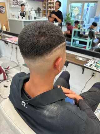 ショート メンズ 本間 颯太のヘアスタイル