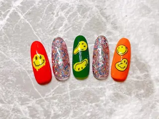 ネイル マジック ミラーのネイルデザイン