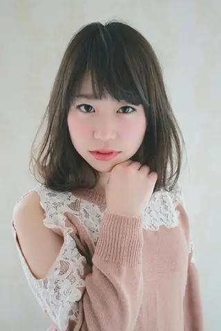 ミディアム カラー パーマ 伊藤 功士のヘアスタイル