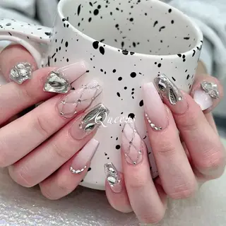 ネイル Queens ゲンのネイルデザイン