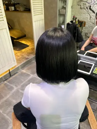 ミディアム カラー Retsu /UniQのヘアスタイル