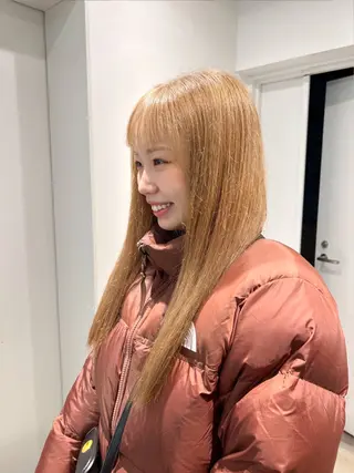 ロング カラー 艶ハイトーン‪‪🔆 ️️️安座間 希のヘアスタイル