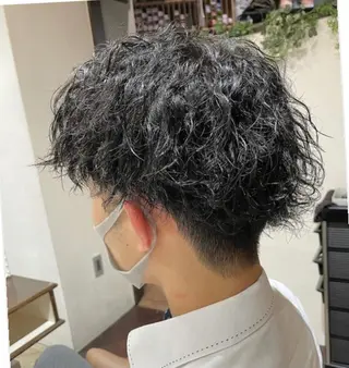 ショート パーマ メンズ 中村 玲美のヘアスタイル