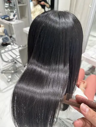 ロング 梅林 亜衣のヘアスタイル