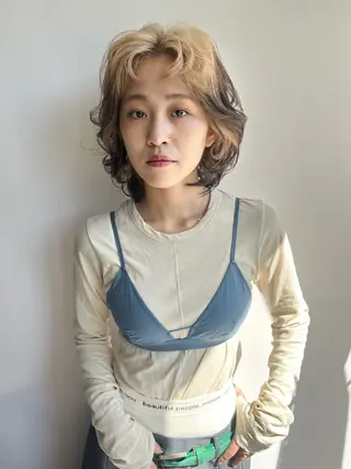 ミディアム カラー ナガノリノ /ボブ/ ベージュ/暖色のヘアスタイル