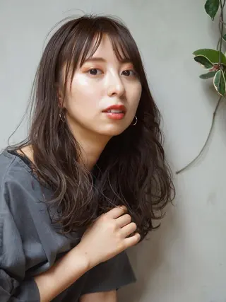 ロング カラー パーマ Lino by hoNuaのヘアスタイル