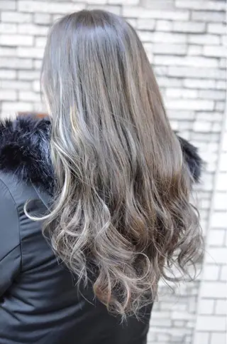 カラー Campus キャンパスのヘアスタイル