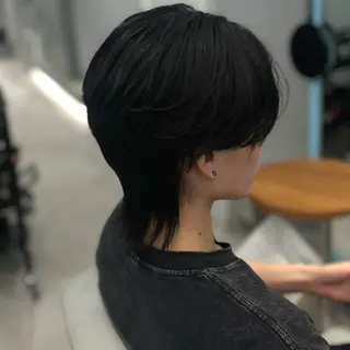 ミディアム 無料カットモデル ユナのヘアスタイル