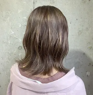 ミディアム カラー シールエクステ 🪽CHIAKIのヘアスタイル