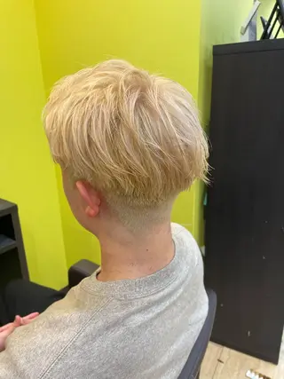 ショート 奥野碧🌈艶髪 /ダメージレスカラーのヘアスタイル