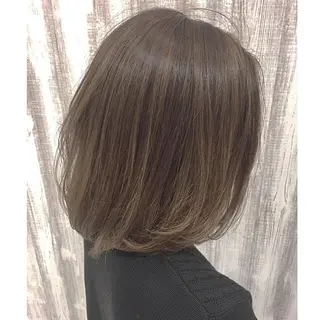 ミディアム カラー 透明感♡︎♡︎ 佐々木早苗のヘアスタイル