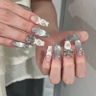 ネイル Ugirl Nail Pinpin🤍のネイルデザイン