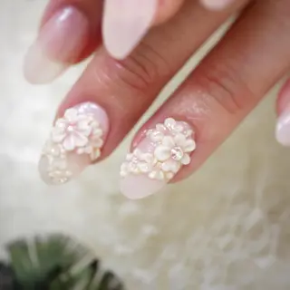 ネイル ARTスクールサロン お・タマゴのネイルデザイン