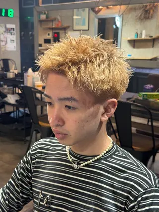 ショート カラー メンズ litbyfifth 濵崎寛太のヘアスタイル