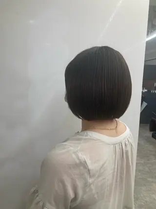 ショート ブリーチ&似合せボブ 田中寛十のヘアスタイル