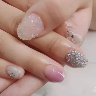 ネイル ネイルサロンエクラ 🫧Shizukaのネイルデザイン