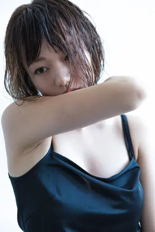 ショート カラー ツジガキ ユウスケのヘアスタイル