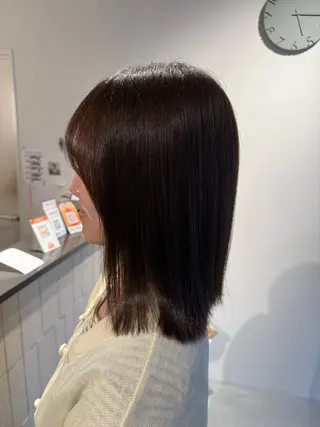セミロング 井手上 陽菜のヘアスタイル