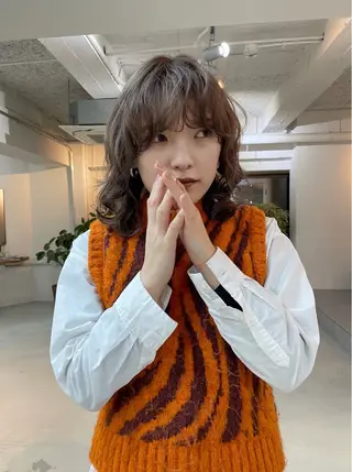 ミディアム カラー 竹中 彩音のヘアスタイル