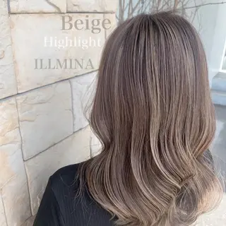 セミロング カラー F-LILA (リラ)Ainaのヘアスタイル