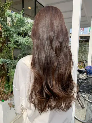 カラー カワニシ ＊のヘアスタイル