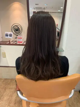 ロング カラー サプリームヘア 飯田みち瑠のヘアスタイル