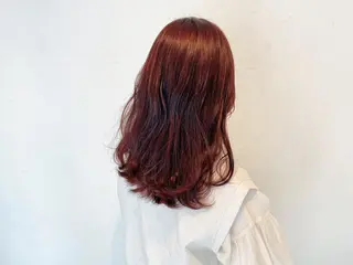 ミディアム カラー 伊藤 さやかのヘアスタイル