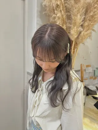 カラー 鈴木 詩穂のヘアスタイル