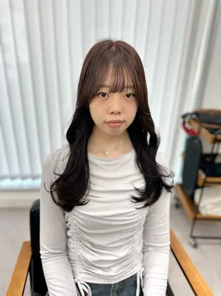 ロング カラー パーマ ヘアアレンジ メンズ キッズ レイヤーカット 🌿透け感カラーのヘアスタイル