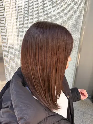 セミロング カラー earth銀座 青山🩵のヘアスタイル