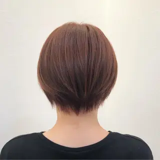 ショート ツノガイ エリのヘアスタイル
