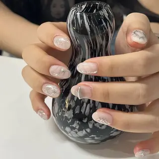 ネイル Queens 榊 まおのネイルデザイン