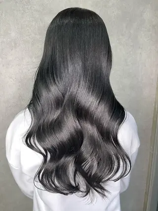 ロング カラー ミルクティー・ピンク 甘モテカラー/emaのヘアスタイル