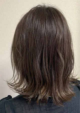 ミディアム 髪質改善お任せ ください♪ひとみのヘアスタイル