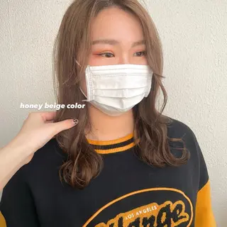 セミロング カラー パーマ ヘアアレンジ メンズ キッズ ネイル マツエク・マツパ アイブロウ 透明感カラー・レイヤ ー🎀amika🎀のヘアスタイル