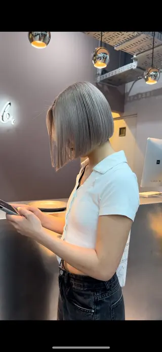 ミディアム カラー kira/ブリーチ/ ハイトーン/烏丸のヘアスタイル