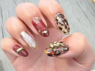 ミディアム T&A nailのネイルデザイン