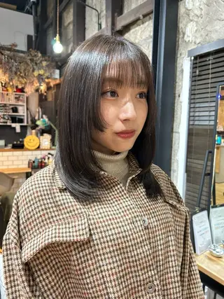 ミディアム Direct所属・曽山 乙羽のヘアスタイル