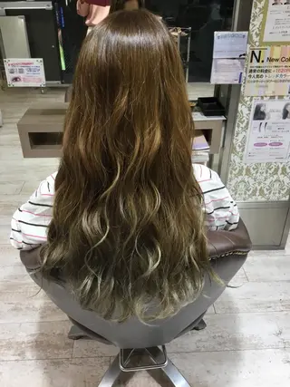 ロング カラー cherir髪質改善 パーソナルカラー診断のヘアスタイル