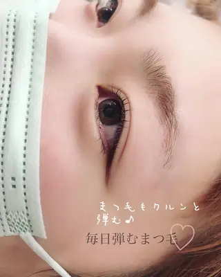 マツエク・マツパ désirbeaux 瀬崎の眉毛・アイブロウイメージ