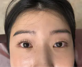 マツエク・マツパ MIROH Mahanaの眉毛・アイブロウイメージ