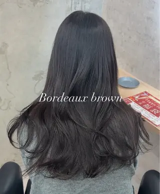 セミロング 秋山 七海のヘアスタイル