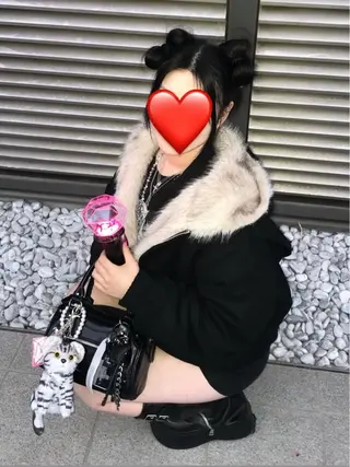 セミロング ヘアアレンジ CuTou シンカのヘアスタイル