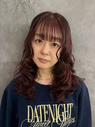 ミディアム カラー 淀 小南津のヘアスタイル