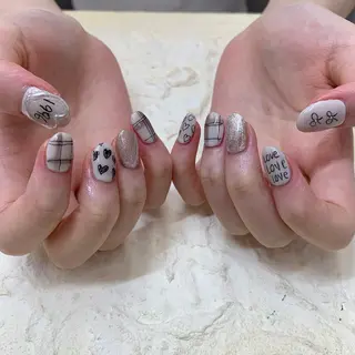 ネイル マキノ ユイのネイルデザイン