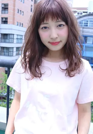 ミディアム カラー 統括ディレクター kuriのヘアスタイル