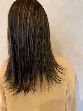 ロング Lit.豊橋 夏目のヘアスタイル