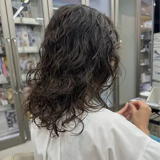 ミディアム パーマ ヘアアレンジ 🌐サトウ リョウ🌐のヘアスタイル