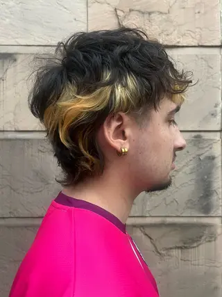 ショート カラー パーマ ヘアアレンジ メンズ 渡邉 舞のヘアスタイル