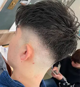 ショート 中越 仁一郎のヘアスタイル